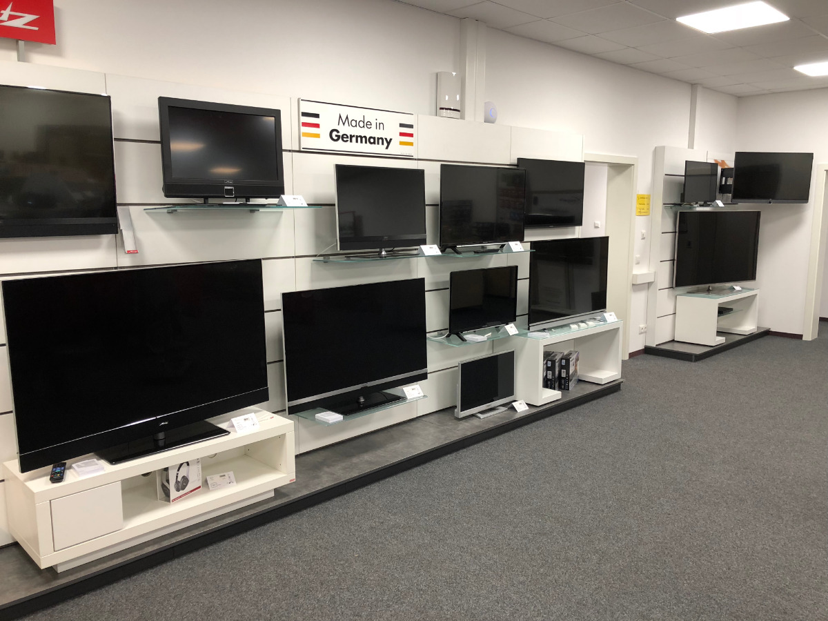 Die TV Vorführwand